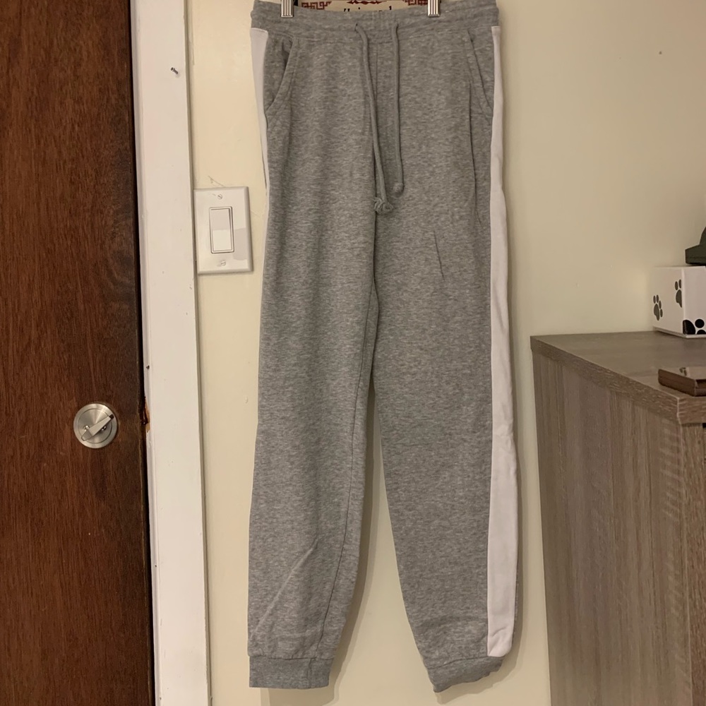 H&M sweats